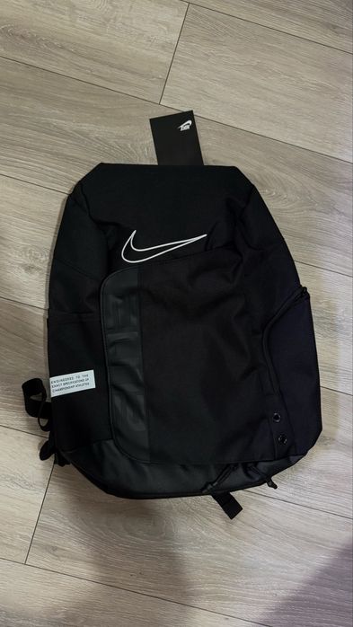 Продам рюкзак Nike Elite Bag
