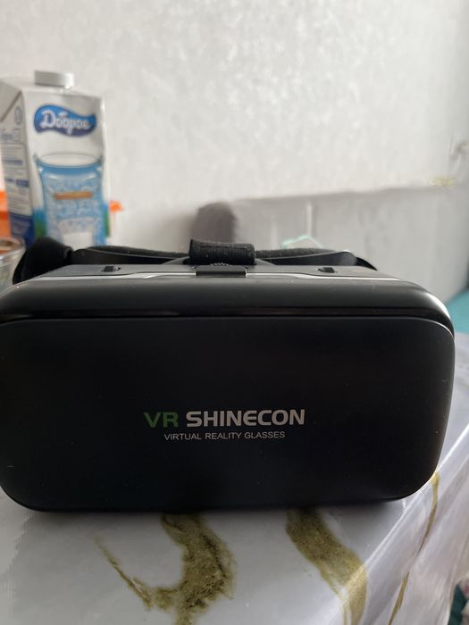 Продам очки 3 д в хорошем состоянии