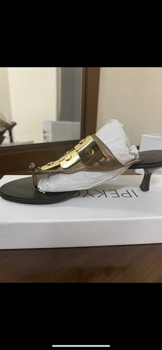 Продам туфли разные по 4800 т