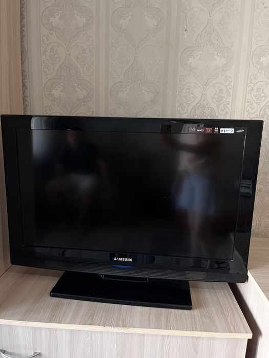 Телевизор Samsung 32 диагональ