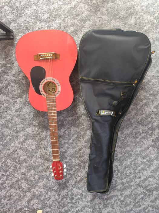 Ghitara acustica