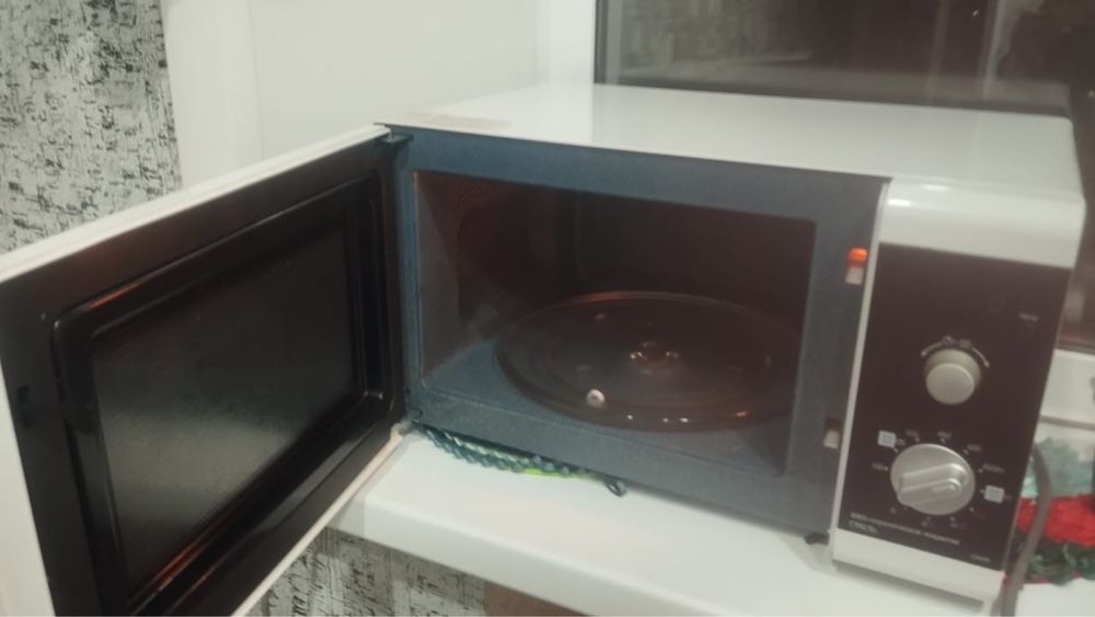 Продам микровалновку