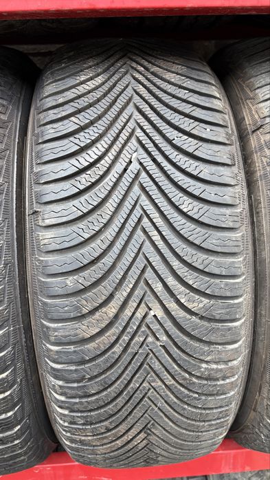 Michelin 225/55R17 - Anvelope de iarna