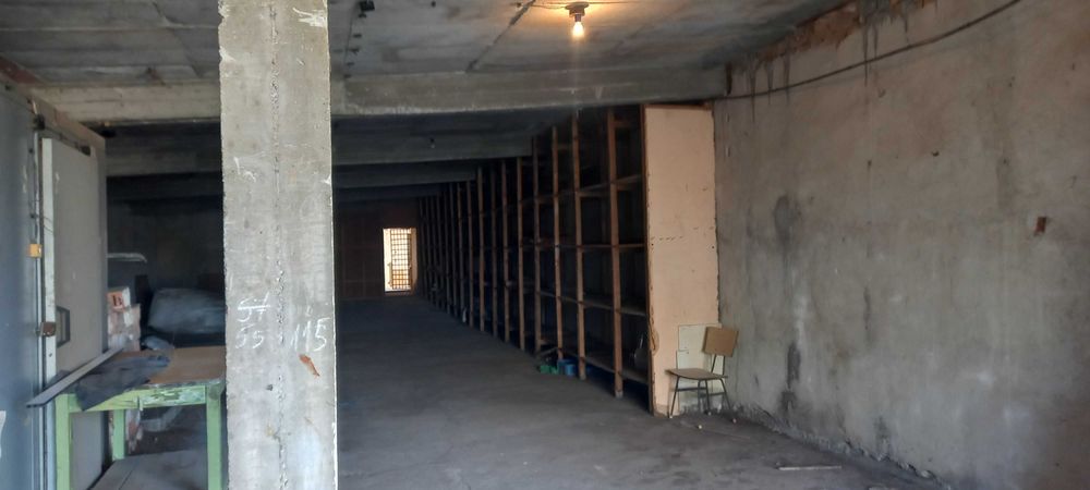 Дава се под наем Склад в Силистра, Промишлена зона - Запад - 300 кв.м за 102 € - Снимка #1