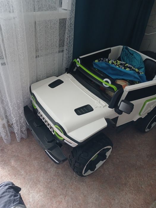 Продам детский элекро мобиль