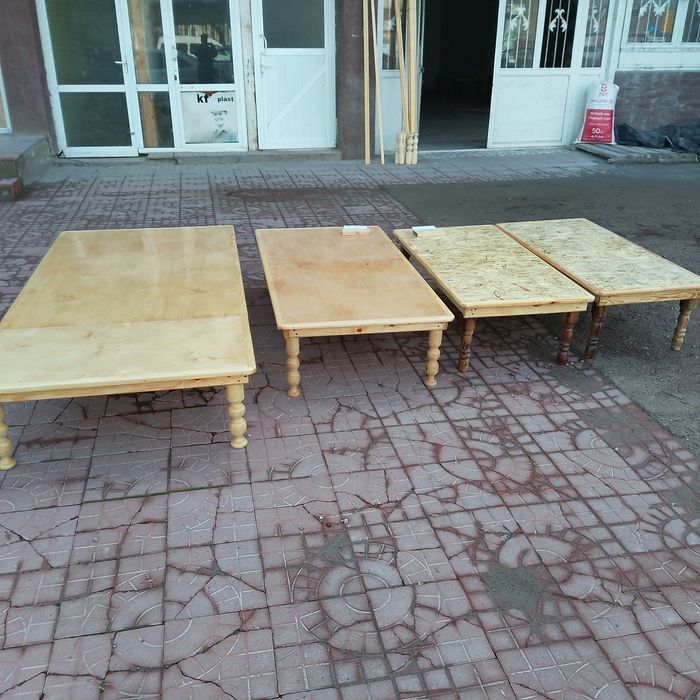 Хонтахта.жуда енгил.Олмалик шахрида.