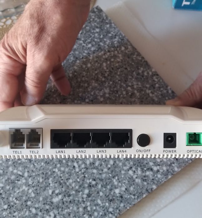 Wi-Fi роутер. Новый. Модель ecl B-FOCuS 0-4F2PW