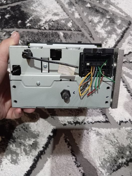 Продам автомагнитолу от Шевроле Кобальта.