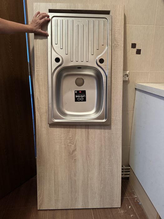 Set Complet Bucătărie IKEA (5 Corpuri) + Blat și Chiuvetă TEKA (foarte putin folosite)