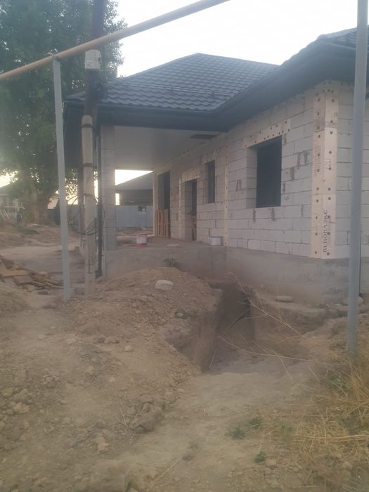 Үй сатылады мкр. Алмеректе