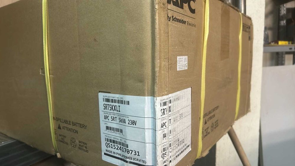 Непрекъсваемо захранване (UPS) APC Smart-UPS SRT 5000VA 230V