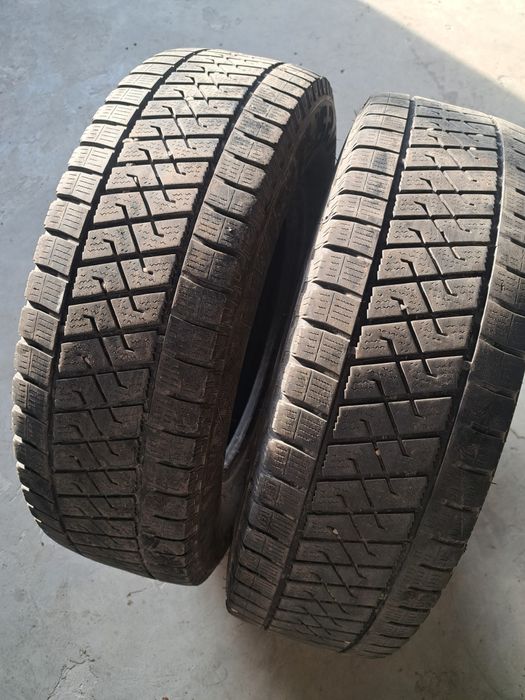 2 anvelope iarnă 215 75 r16 C Lassa