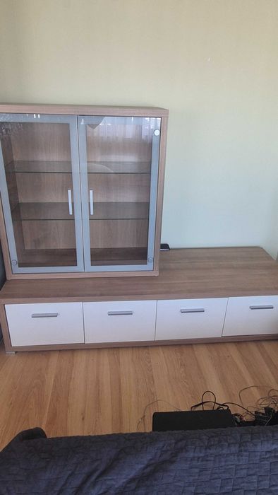 ТВ шкаф + витрина с осветление