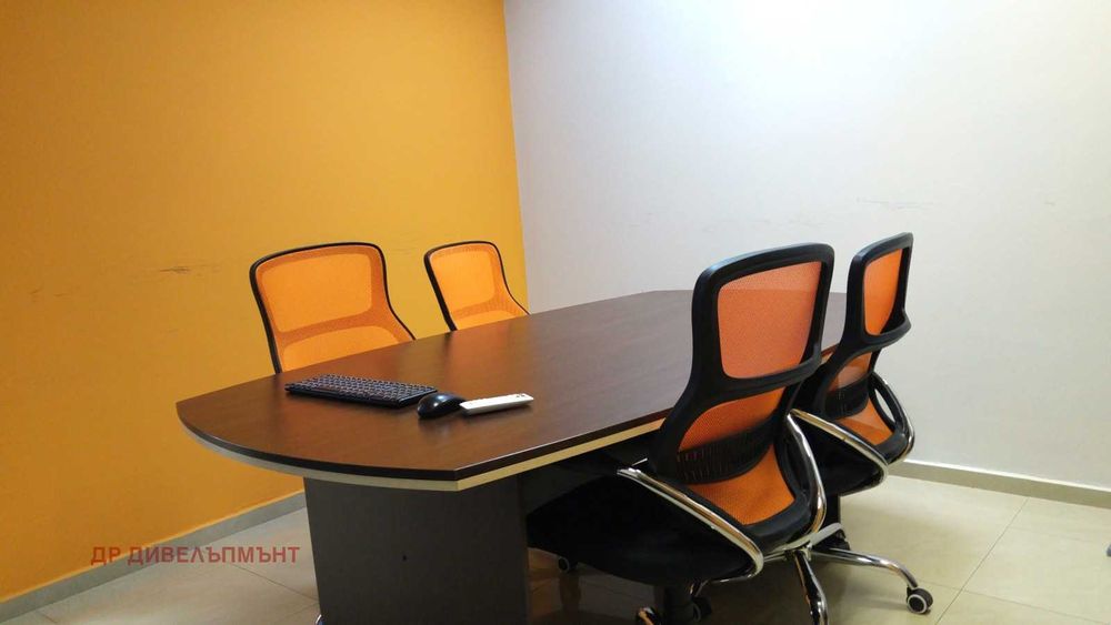 Дава се под наем Офис в София, Младост 1 - 170 кв.м за 1694.22 € - Снимка #6