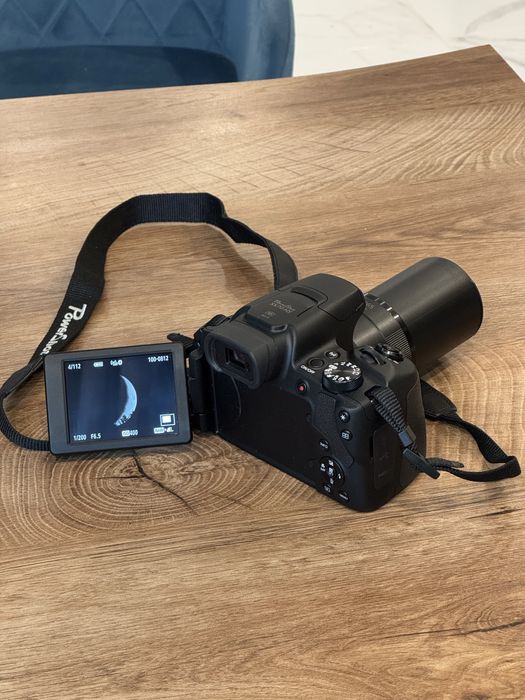 Canon PowerShot SX70 HS  super zoom