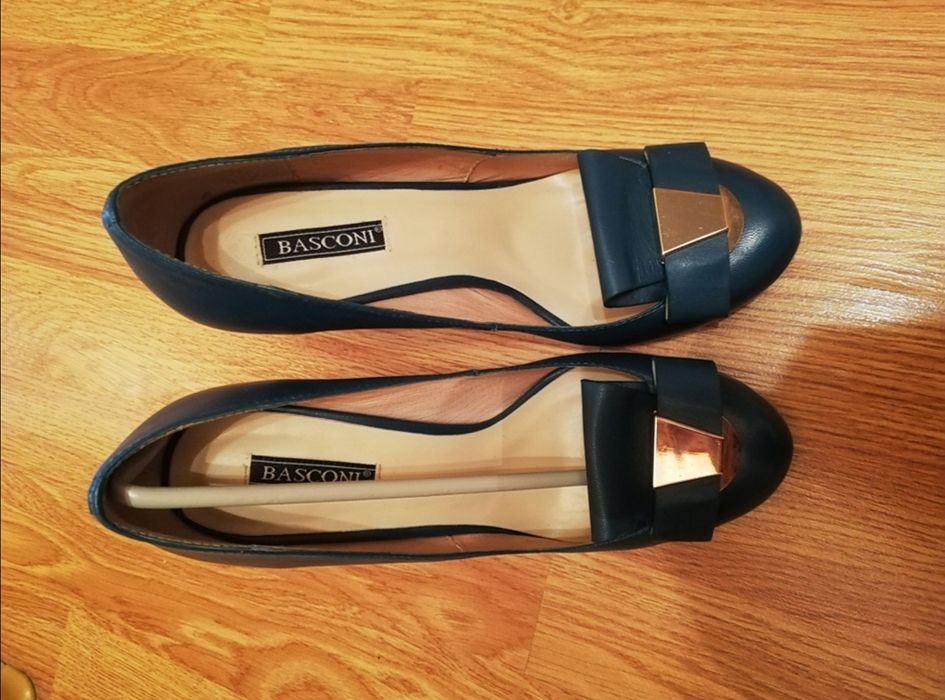 Продам туфли кожаные на каблуках фирмы Basсoni