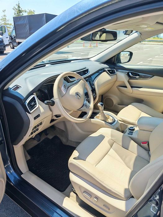 NISSAN X-Trail T32 4x4 (ALL MODE 4x4-i) 1. 6 dci 130 кс. , 7 места