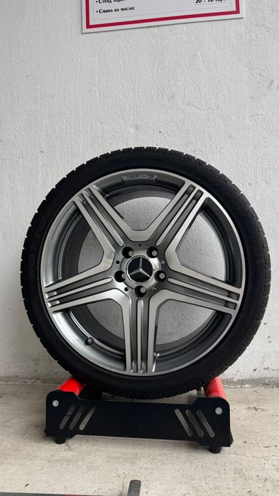 оригинални AMG джанти с гуми