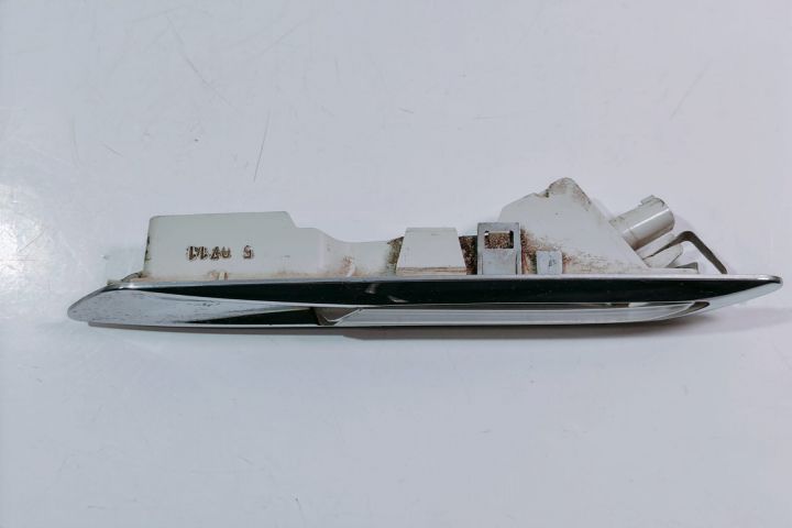 Semnalizator  aripa dreapta  715416805 BMW Seria 5 F10