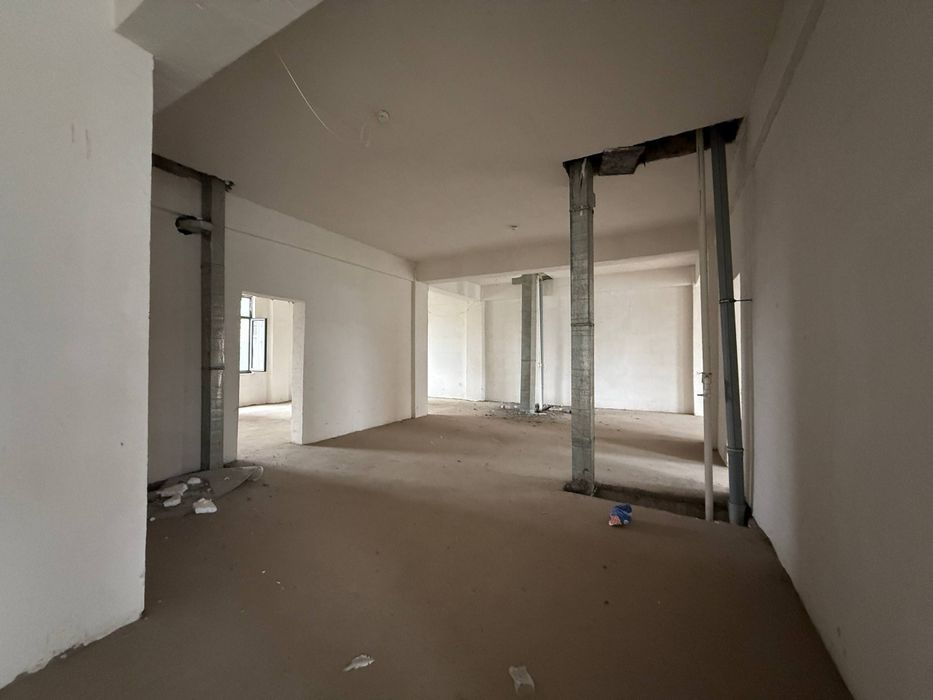 Продаётся 1650м2 помещение под новостройкой Вдоль дороги (N02)