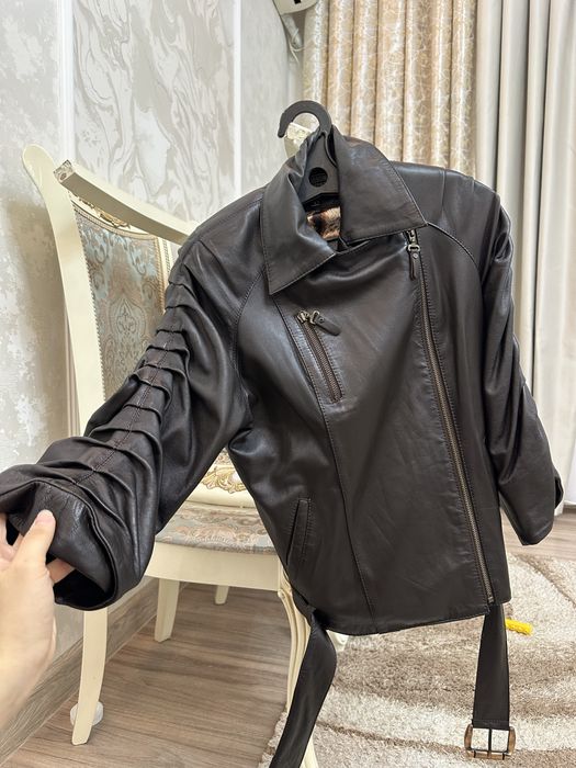 Женские весенние курткий