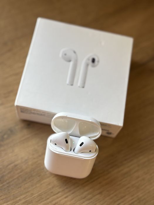 Продам наушники air pods 2 original