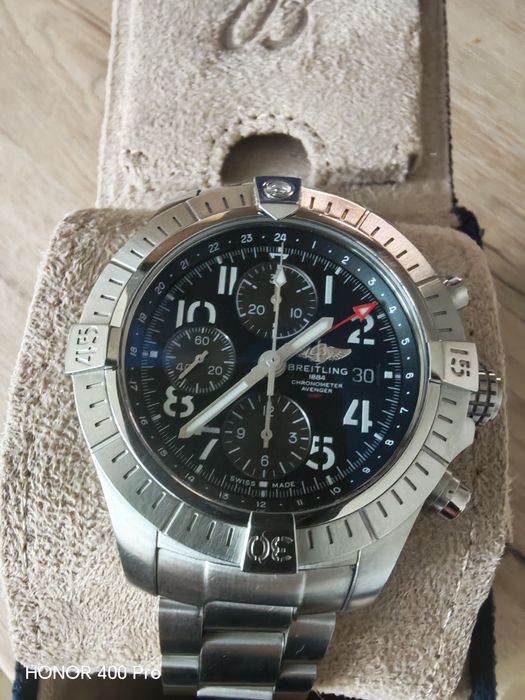 Braitling Avenger 45mm automatic