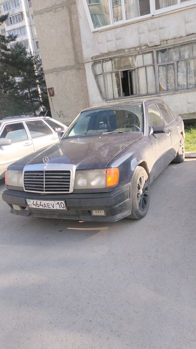 Продам обменяю мерс 124й