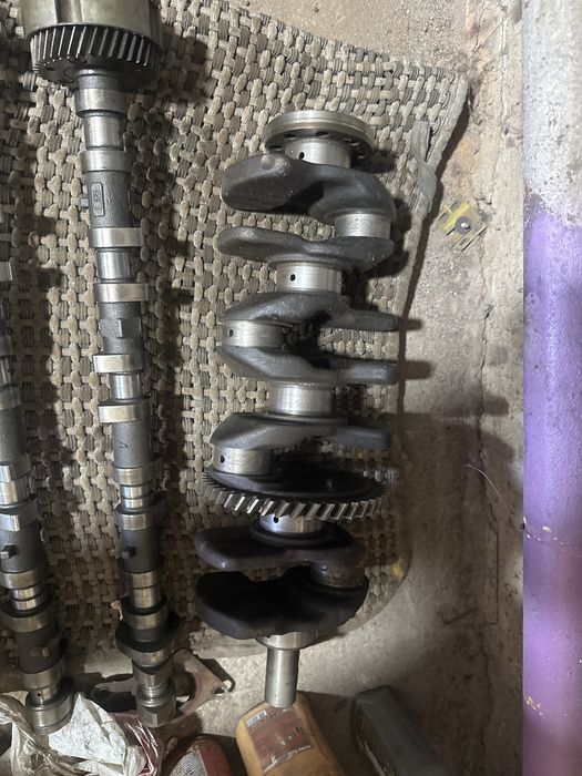 Коленвал 2 az-fe.