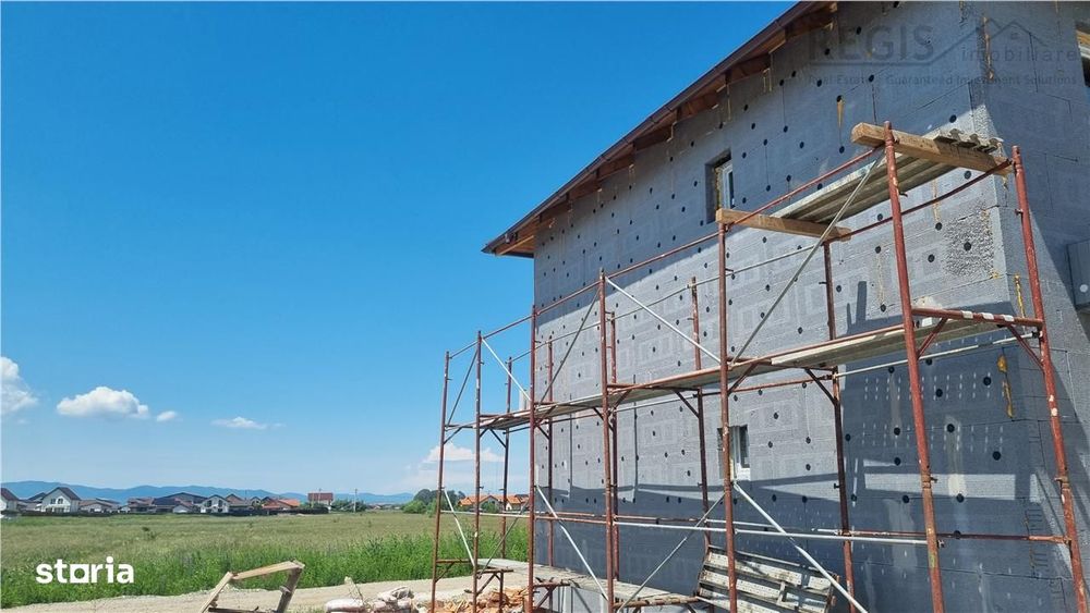 Duplex de 4 camere in zona Sanpetru