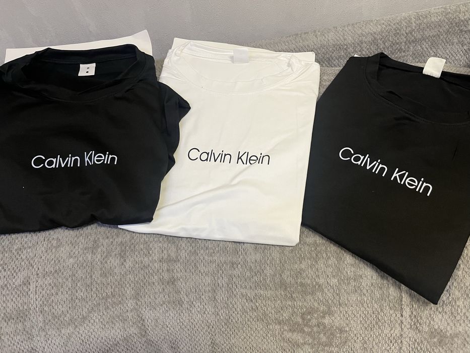 Продам футболик !!!