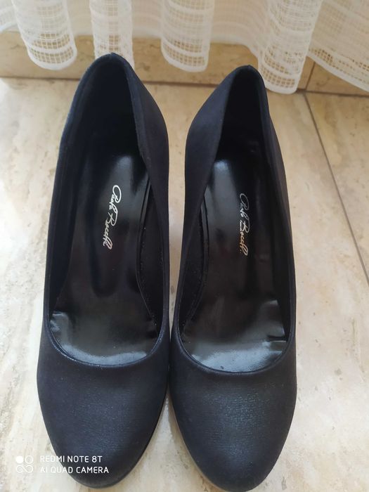 Официални обувки на висок ток