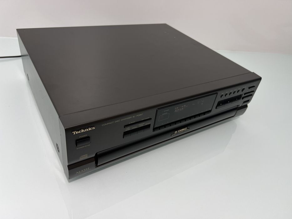 CD Player Technics SL-PD867 cu 5 CD-uri