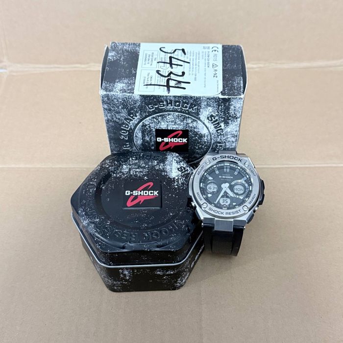 Casio g-shock gst-s110