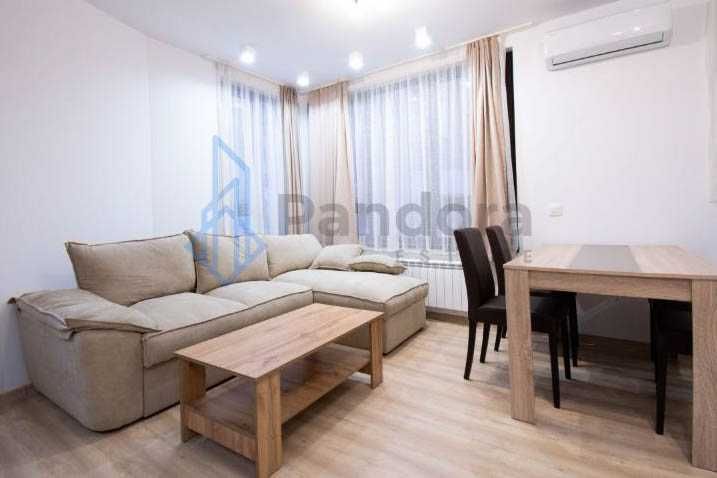 Тристаен апартамент под наем в кв. Студентски град