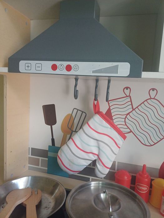 Дървена детска кухня
