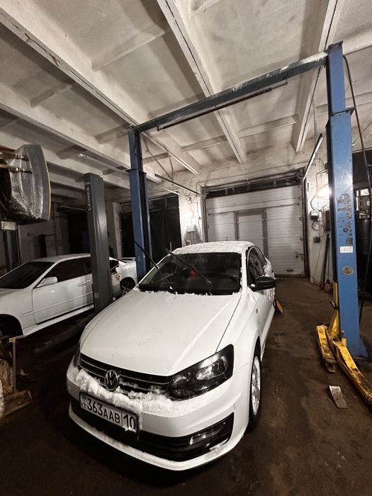 Volkswagen Polo 2015 г.