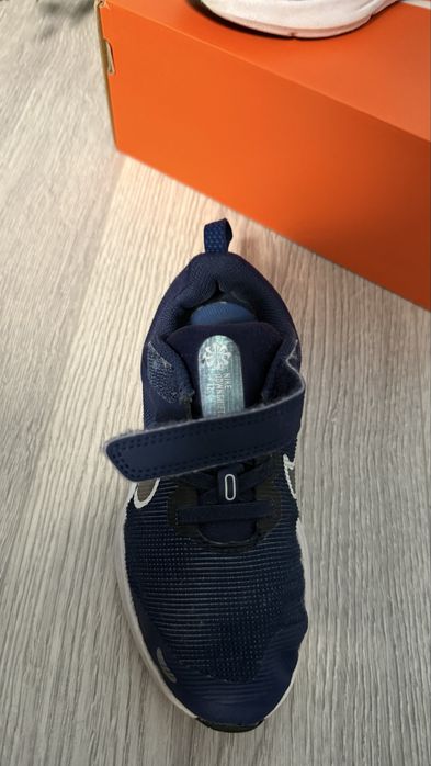 Nike  оригинални детски маратонки- 29.5