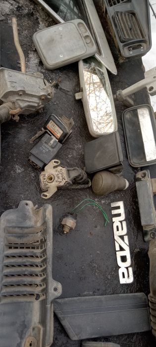 Запчасти Мазда переходка 626