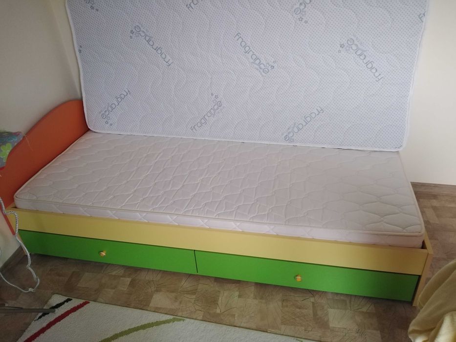 Детско обзавеждане, легло, бюро, шкаф, стол