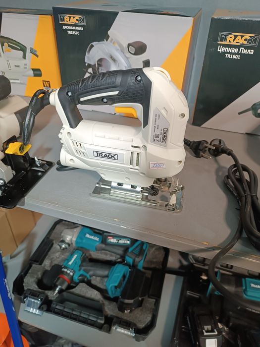 Лобзик электрический