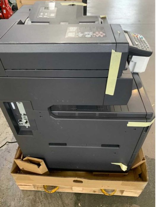 Imprimanta multifunctionala Kyocera 2551Ci xerox copiator