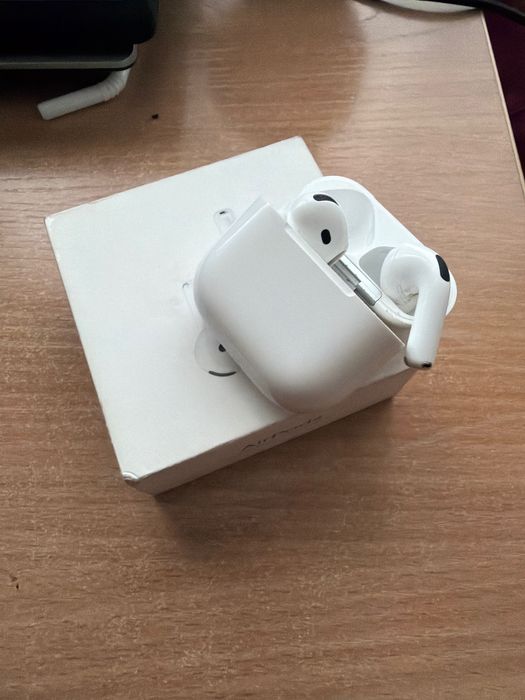 Air Pods 4 ANC  (С коробкой)