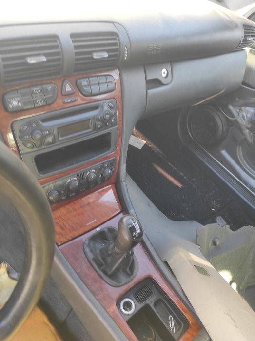 Мерцедес с200 компресор 143кс на части