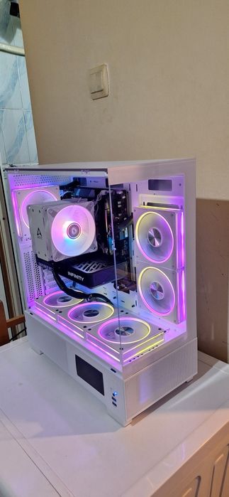 R 7 9800x3d/Rtx 5060 Palit infinite