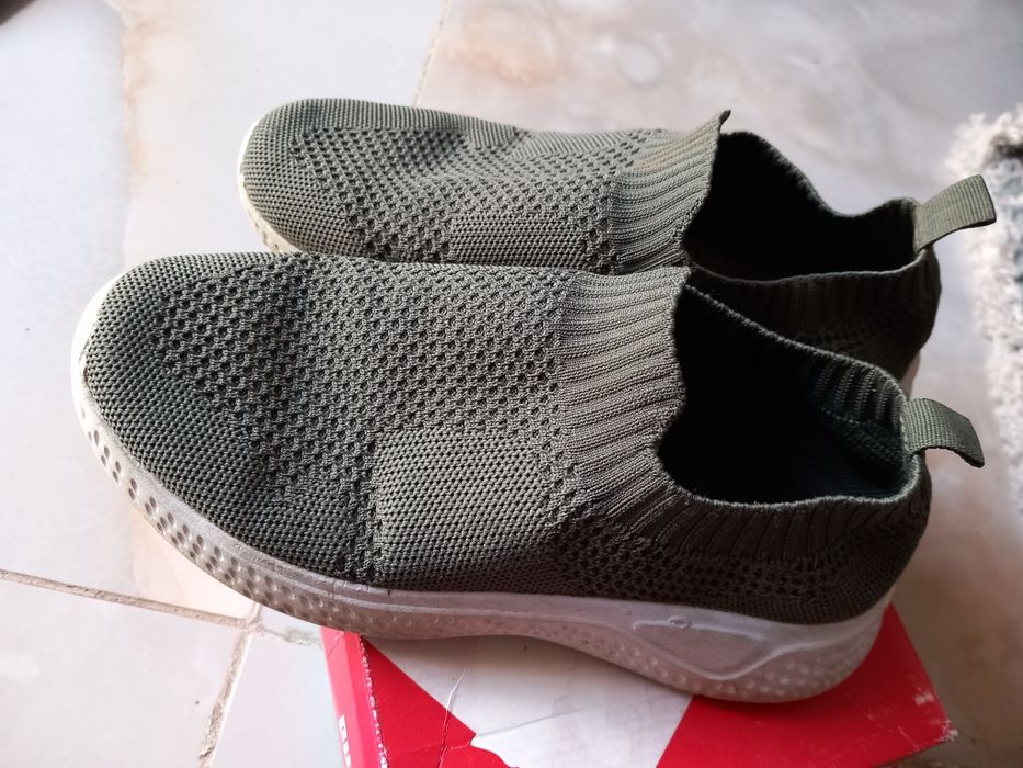 Pantofi de copi nr 35 ca noi 25 lei