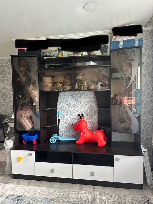 гостиный шкаф-стенка