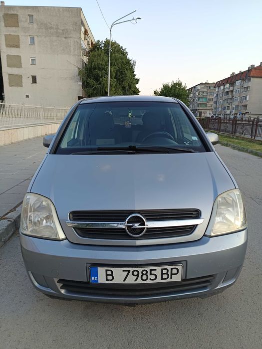 Продавам Опел Мерива 1.6 100 к.с. Z16XE