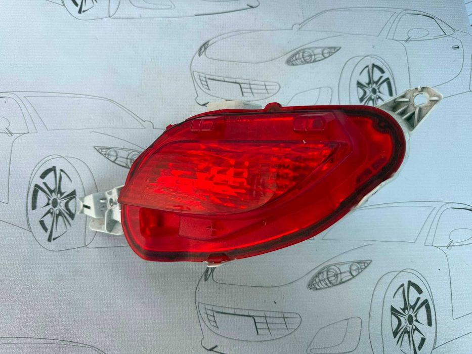 Lampă Ceață Bara Spate Stânga Toyota Yaris 3 Facelift 2015 / 2014-2017 / Cod OEM 81591-0D190 (5C2)