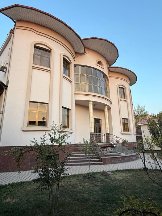 Продается участок Мирзо Улугбекский район Центр Луначарский